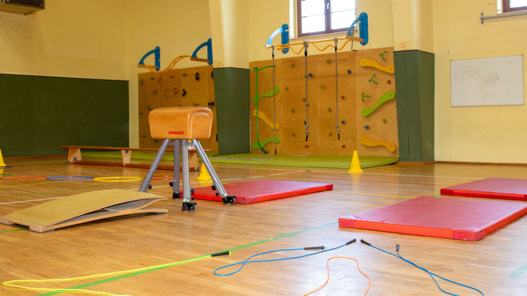 Friedrich-Ludwig-Jahn Grundschule Leuna - Turnhalle